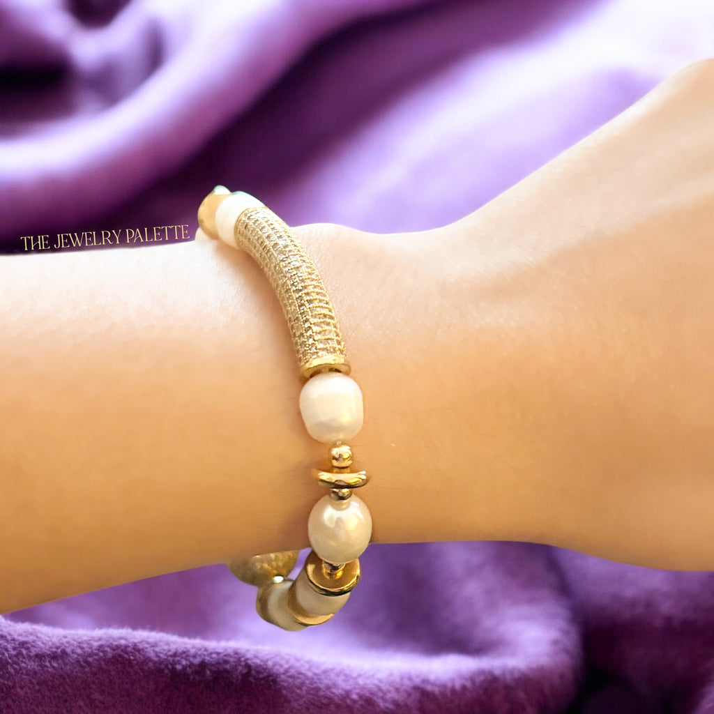 Marjaan white freshwater pearl bracelet with gold centerpiece