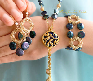 Aurora navy blue coin pearls and filigree earrings - The Jewelry Palette