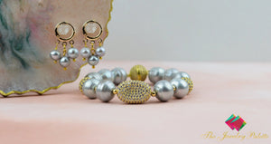 Celine grey freshwater pearl gold hoop earrings - The Jewelry Palette