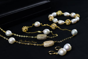 Noelle creamy white freshwater pearl and gold necklace - The Jewelry Palette